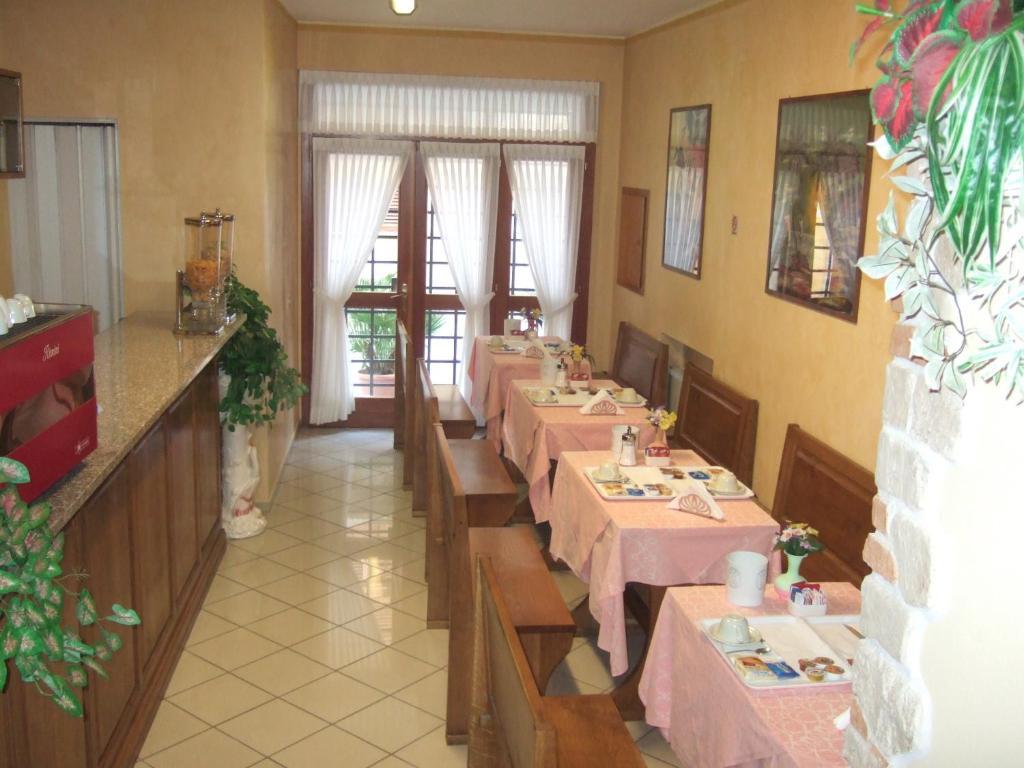 Hotel La Torre 카스틸리오네델라고 외부 사진