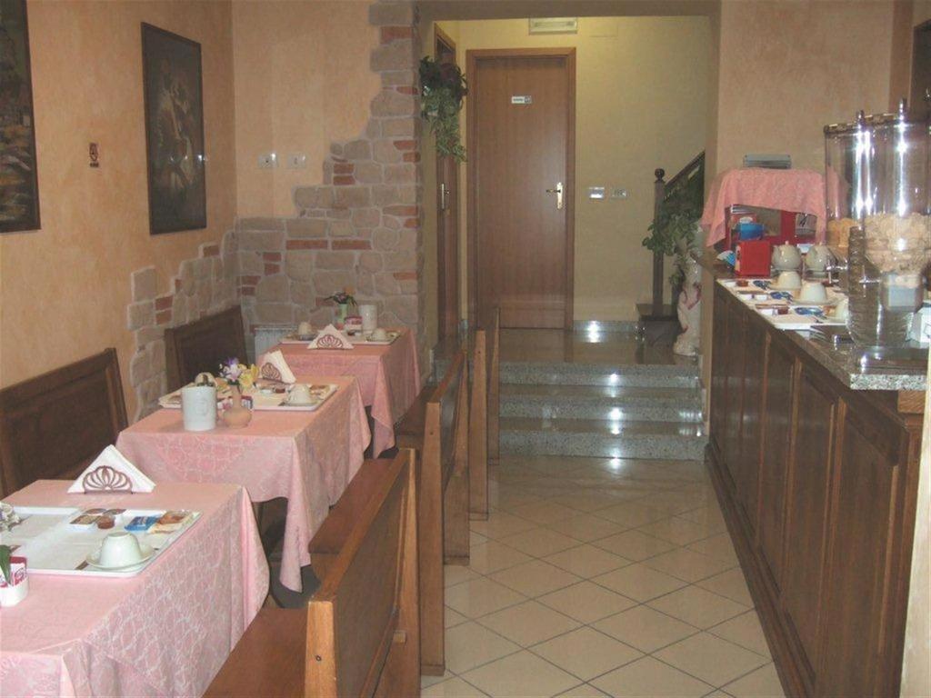 Hotel La Torre 카스틸리오네델라고 외부 사진